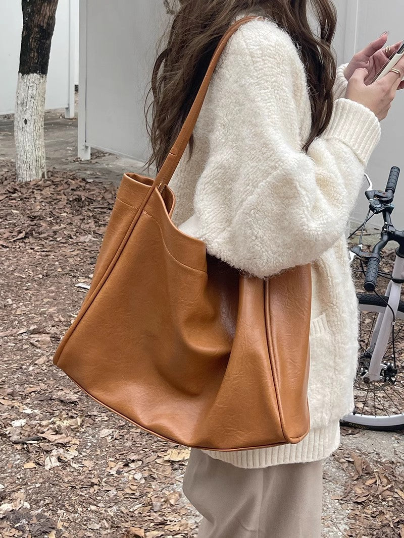 Retro Large Capacity Soft PU Tote Bag