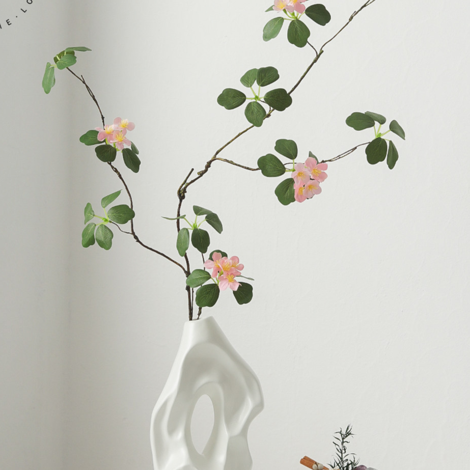 Ceramic vase decoration