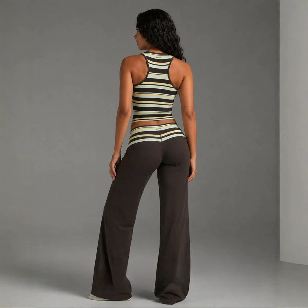 Top de rayas sin mangas y conjunto de pantalones holgados