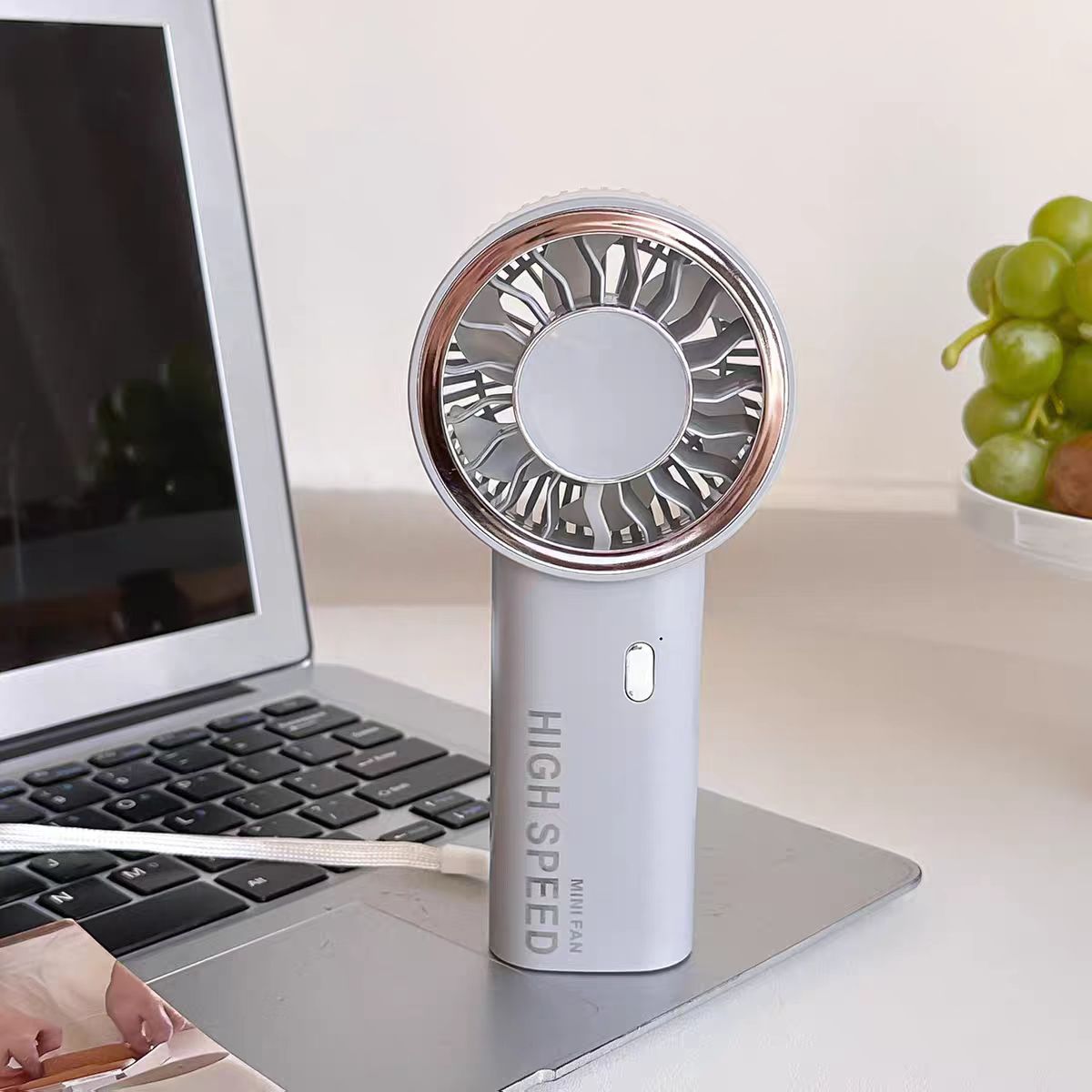 Mini ventilador de mano recargable USB