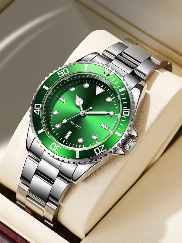 Alloy Steel Quartz Watch with Night Light